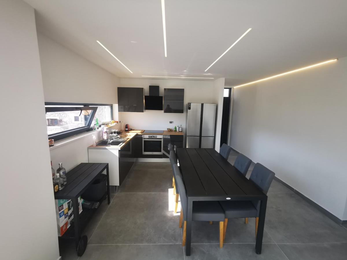 Vito Apartment