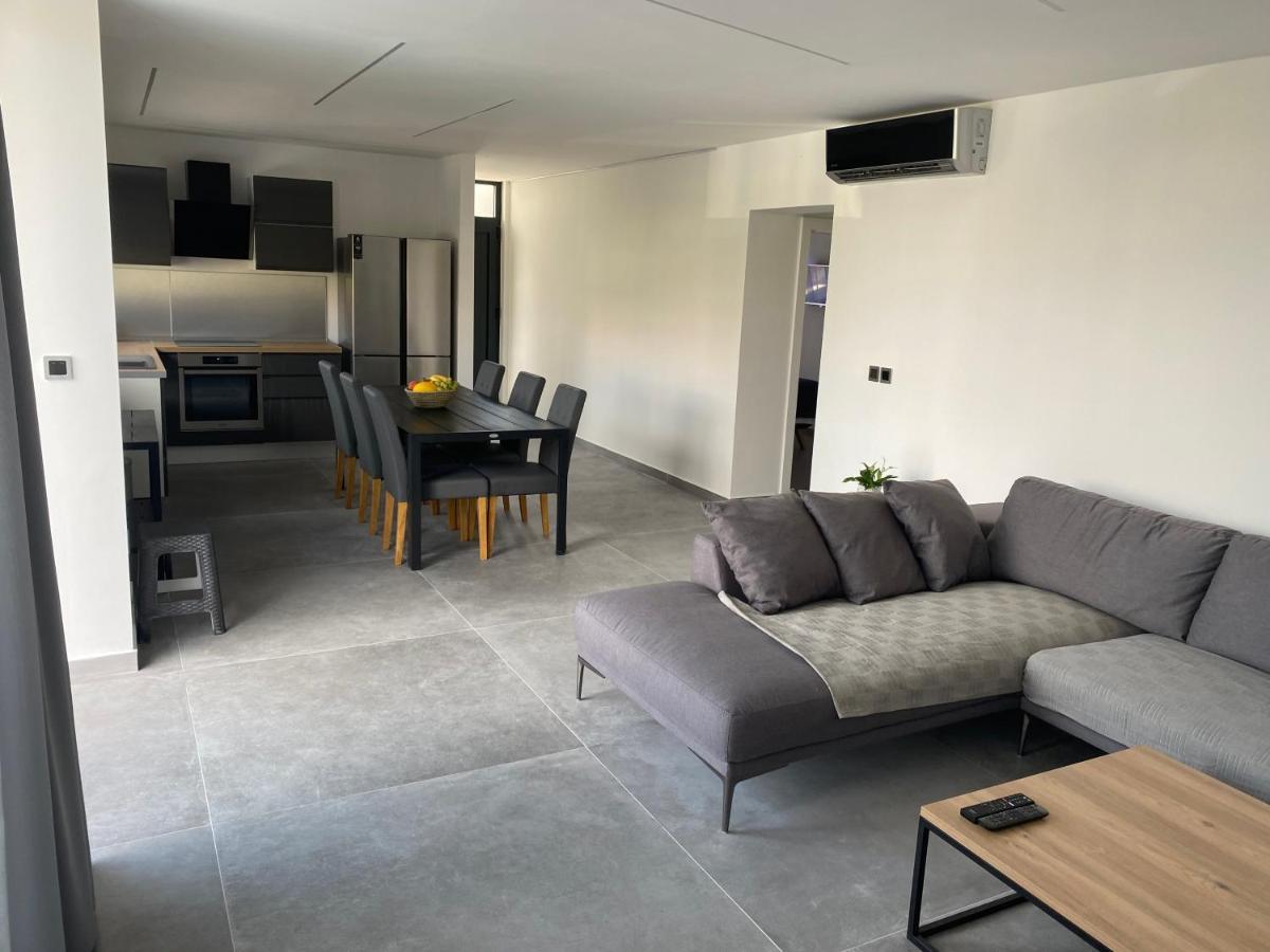 Apartment Vito *